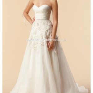 Watters Lasara Gown (Style 6079B) in Ivory